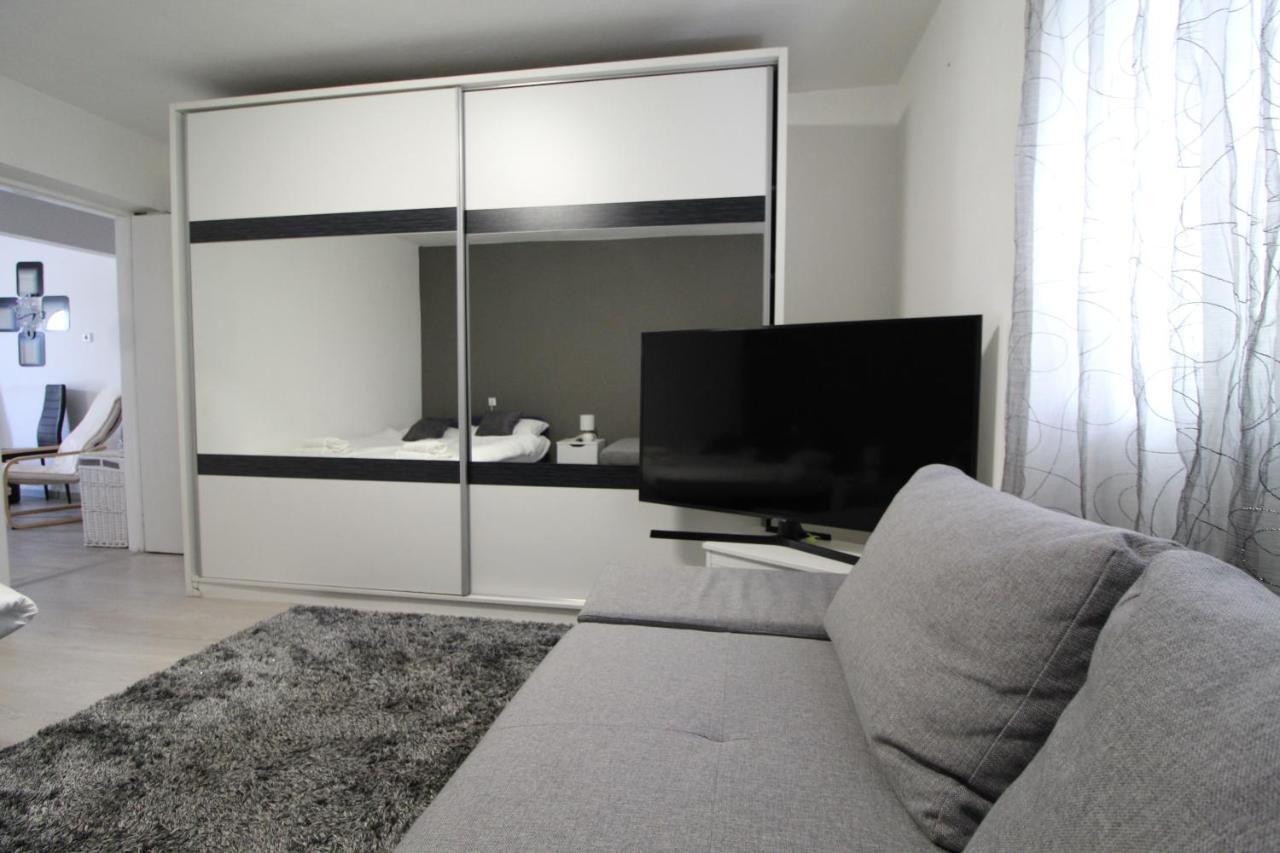 Appartement Matijas, 3 Bedroom With Terrace And Parking Split
